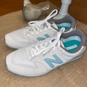 Size 9 - NEW BALANCE 996 - BRAND NEW- Aqua "N''